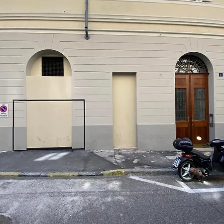 דירה Luxury + Garage טריאסטה