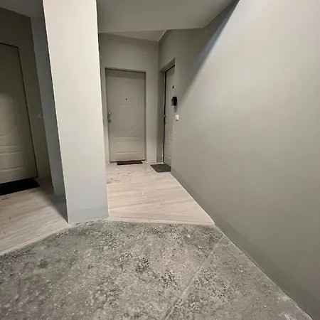 Luxury + Garage דירה *