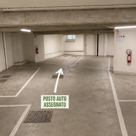 Casa Dei Greghi - Private Garage Apartamento *
